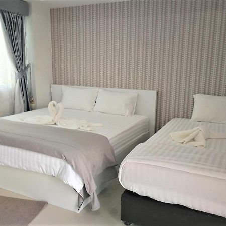 พิมาย เรสซิเดนซ์ Apartment Phimai ภายนอก รูปภาพ