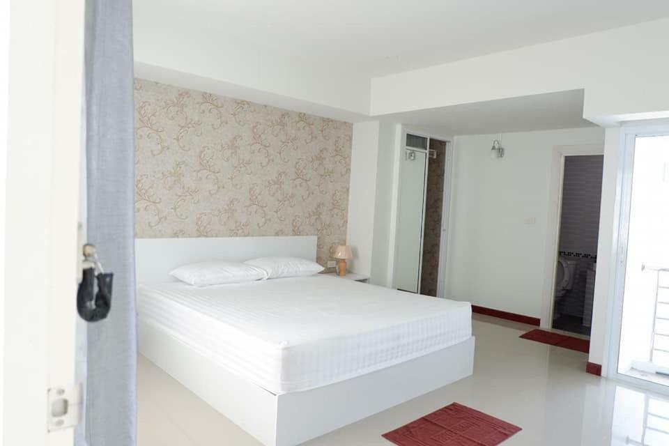 พิมาย เรสซิเดนซ์ Apartment Phimai ภายนอก รูปภาพ