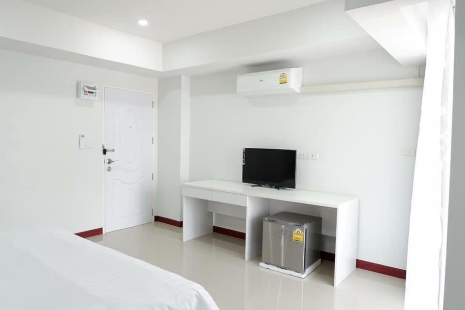 พิมาย เรสซิเดนซ์ Apartment Phimai ภายนอก รูปภาพ