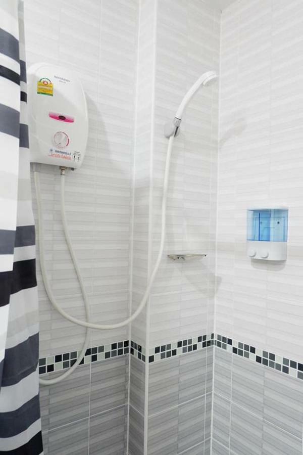 พิมาย เรสซิเดนซ์ Apartment Phimai ภายนอก รูปภาพ