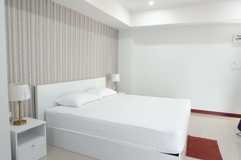 พิมาย เรสซิเดนซ์ Apartment Phimai ภายนอก รูปภาพ